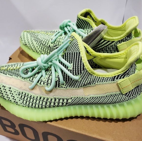 Yeezy Yeezreel Non Reflective - Picture 3 of 8